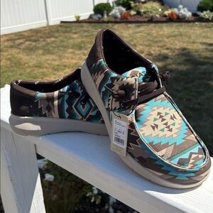 Ariat Hilo Stretch Lace blue Southwest print/dark denim FLX Foam sole,cushioning